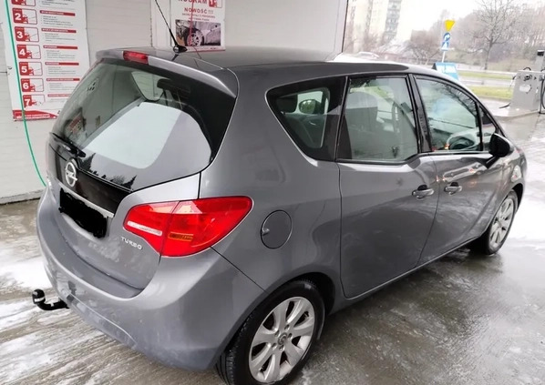 Opel Meriva cena 22300 przebieg: 157000, rok produkcji 2015 z Rzeszów małe 79